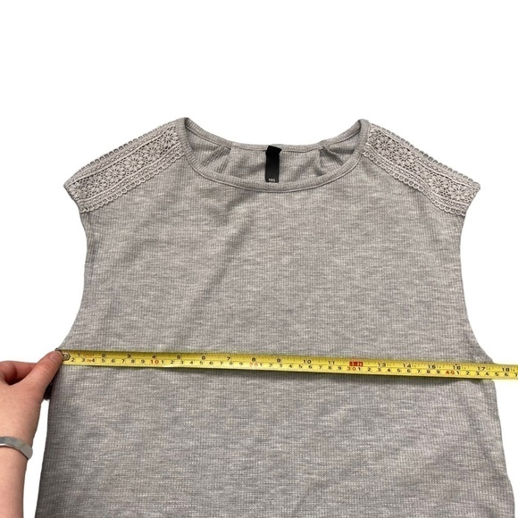 FRANCESCA’S Alya waffle thermal knit top with shoulder crochet details - Picture 8 of 8